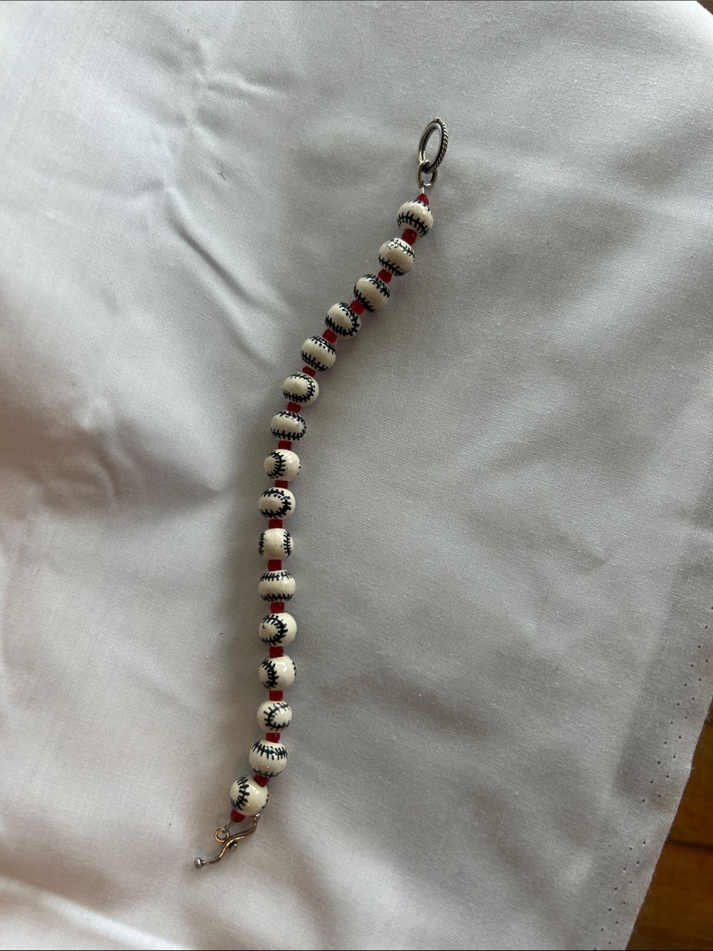 Source Unknown White and Red Baseball Stitch Beaded Bracelet